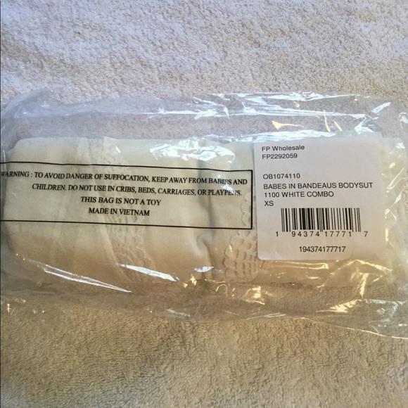 Free People Babes in Bandeaus Bodysuit NWT - Picture 7 of 10